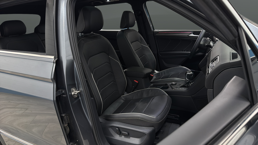 2023 Volkswagen Tiguan 2.0T SEL R-Line