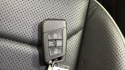 2023 Volkswagen Tiguan 2.0T SEL R-Line