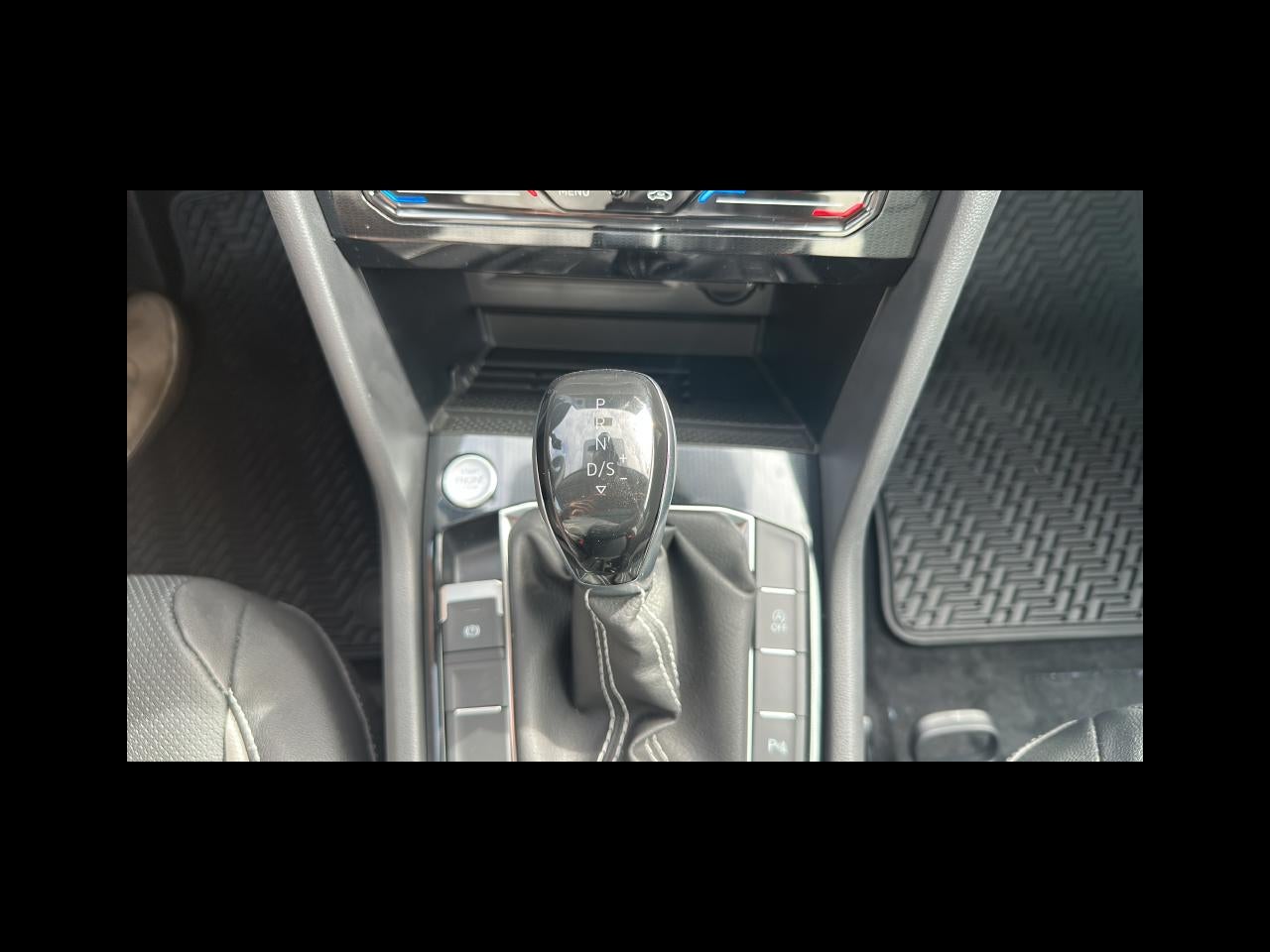 2027 Volkswagen Taos 1.5T SEL