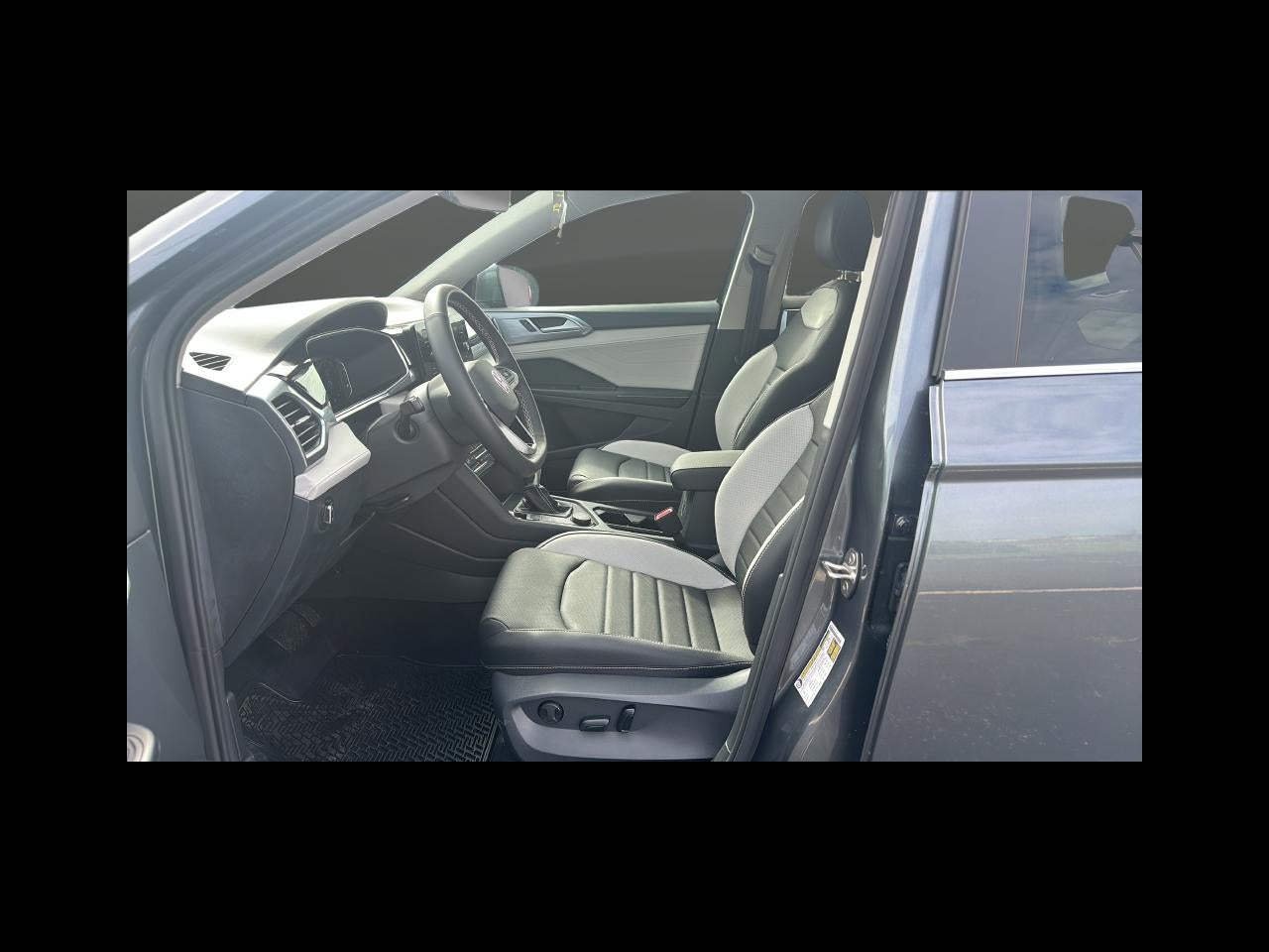 2027 Volkswagen Taos 1.5T SEL