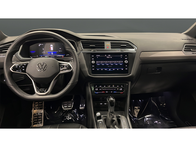 2024 Volkswagen Tiguan 2.0T SE R-Line Black