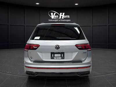 2022 Volkswagen Tiguan 2.0T SE R-Line Black