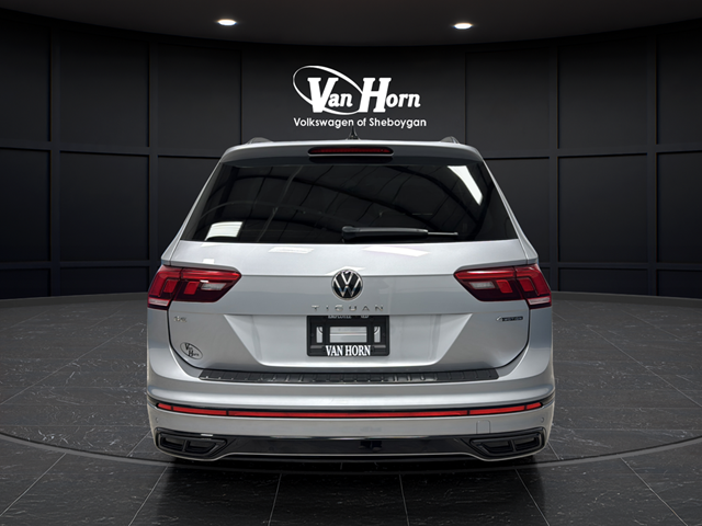 2022 Volkswagen Tiguan 2.0T SE R-Line Black