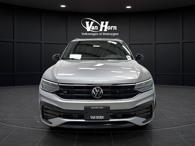 2024 Volkswagen Tiguan 2.0T SE R-Line Black