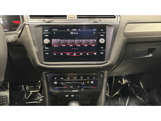 2024 Volkswagen Tiguan 2.0T SE R-Line Black