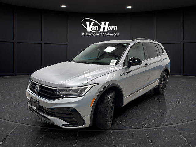 2024 Volkswagen Tiguan 2.0T SE R-Line Black