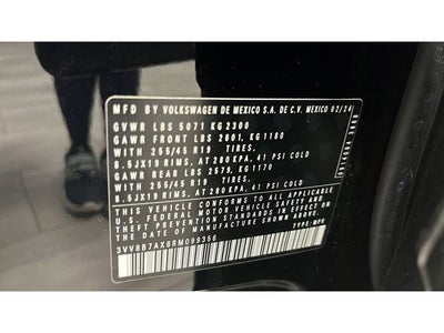 2024 Volkswagen Tiguan 2.0T SE R-Line Black