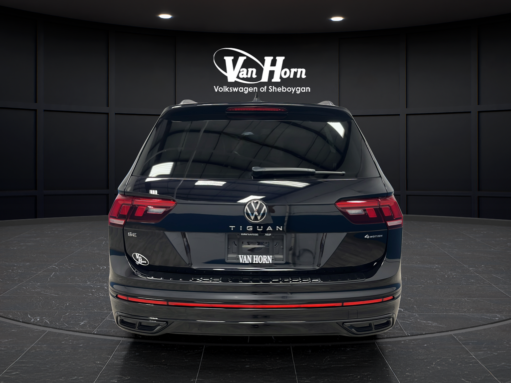 2024 Volkswagen Tiguan 2.0T SE R-Line Black