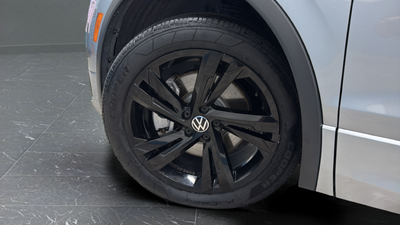 2024 Volkswagen Tiguan 2.0T SE R-Line Black