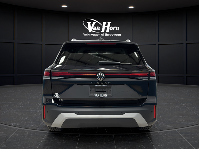 2025 Volkswagen Tiguan 2.0T SE