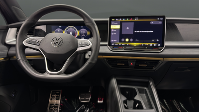 2025 Volkswagen Tiguan 2.0T SE R-Line Black