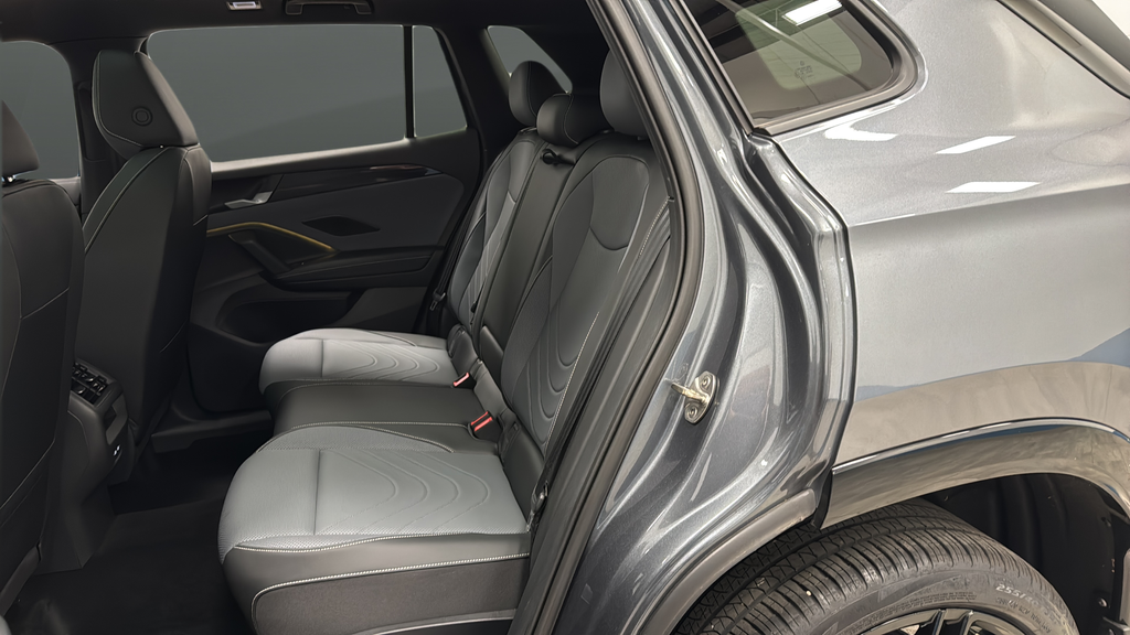 2025 Volkswagen Tiguan 2.0T SE R-Line Black