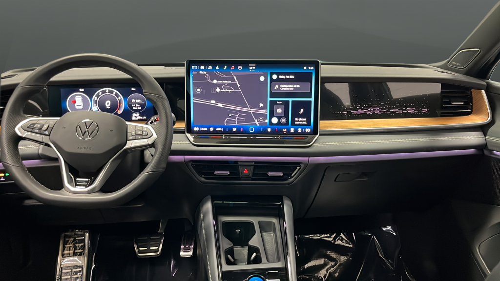 2025 Volkswagen Tiguan 2.0T SEL R-Line