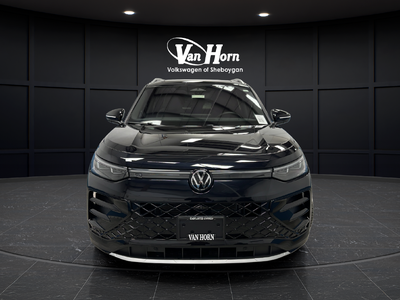 2025 Volkswagen Tiguan 2.0T SEL R-Line