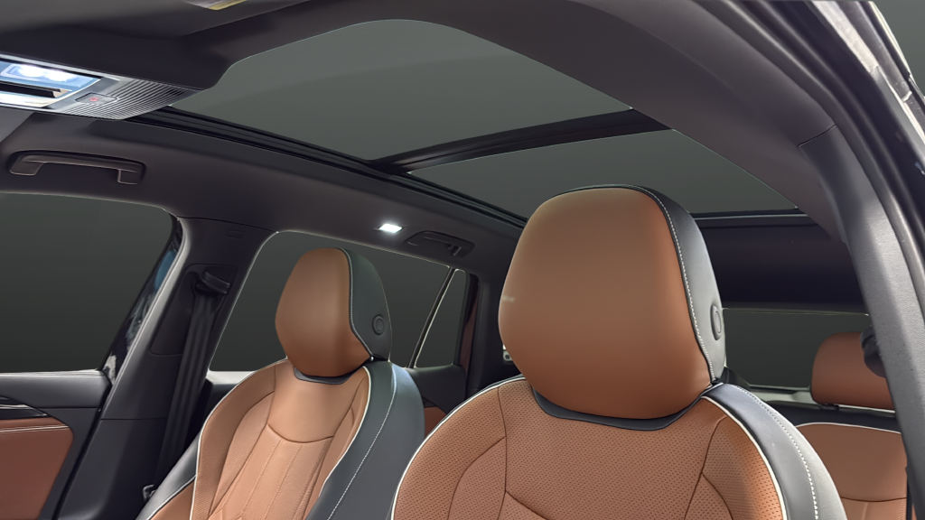 2025 Volkswagen Tiguan 2.0T SEL R-Line