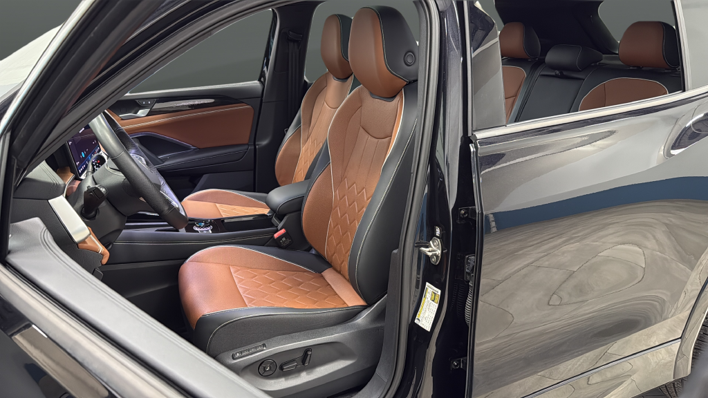 2025 Volkswagen Tiguan 2.0T SEL R-Line