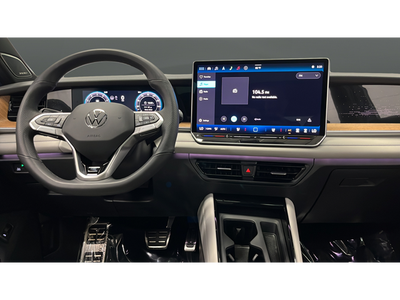 2025 Volkswagen Tiguan 2.0T SEL R-Line