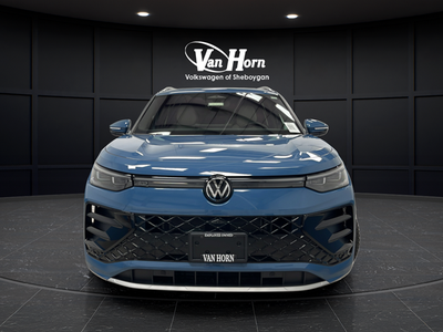 2025 Volkswagen Tiguan 2.0T SEL R-Line