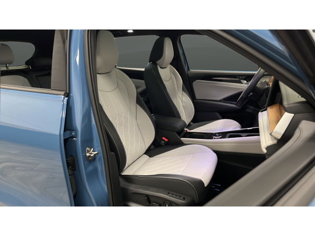 2025 Volkswagen Tiguan 2.0T SEL R-Line