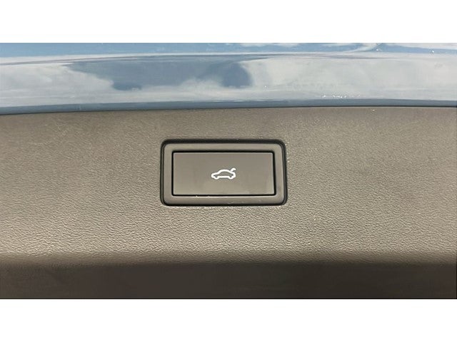 2025 Volkswagen Tiguan 2.0T SEL R-Line