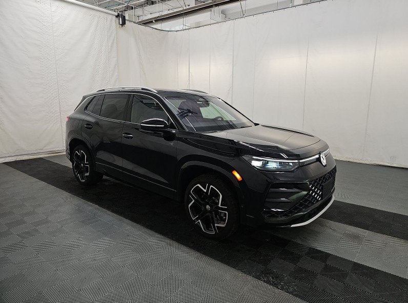 2025 Volkswagen Tiguan 2.0T SEL R-Line