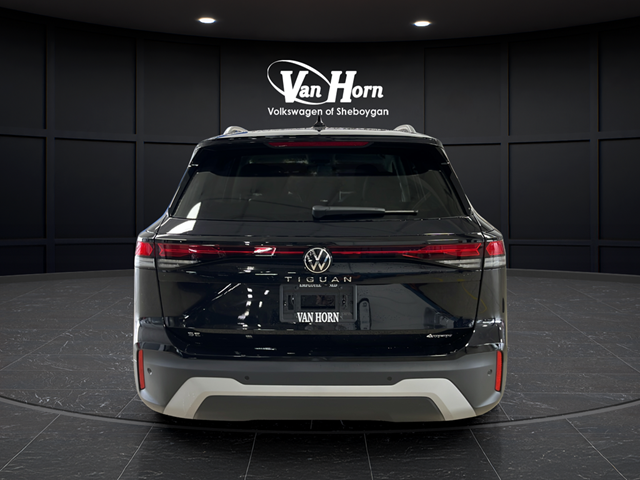 2026 Volkswagen Tiguan 2.0T SE