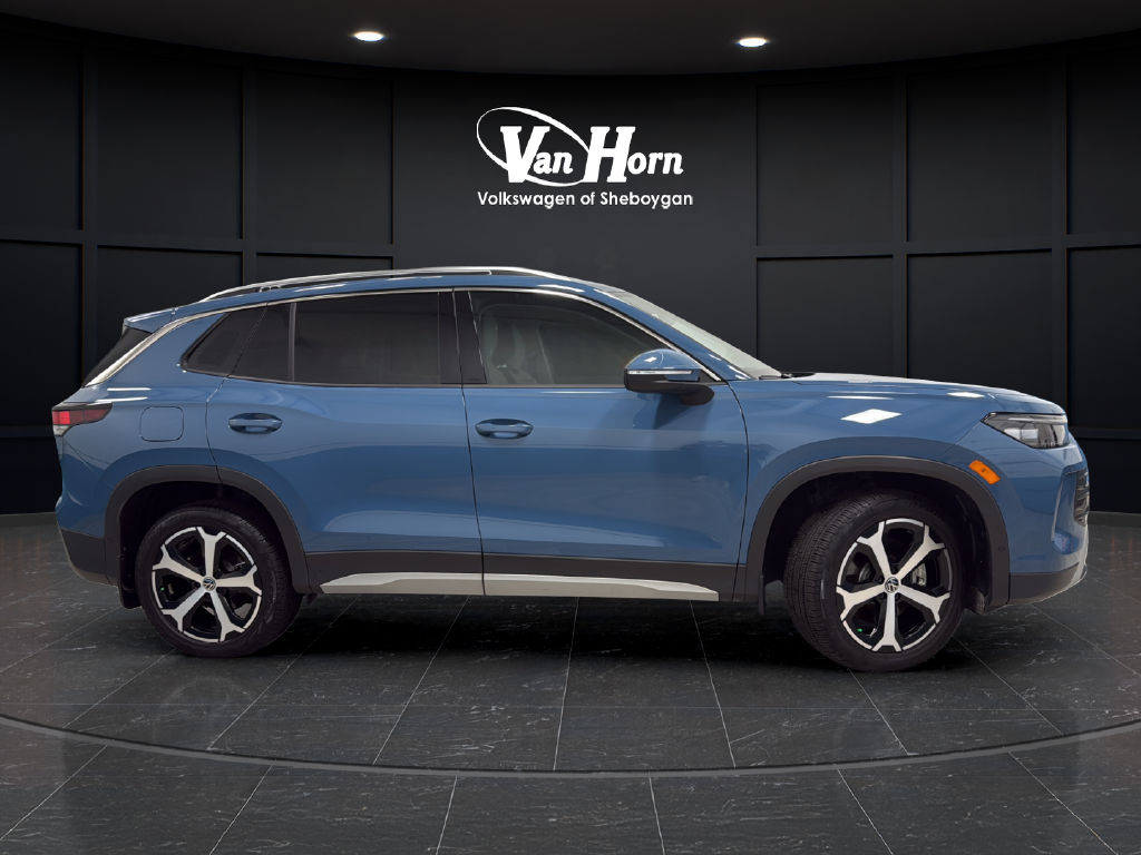 2025 Volkswagen Tiguan 2.0T SE