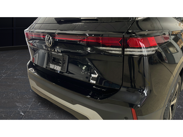 2026 Volkswagen Tiguan 2.0T SE
