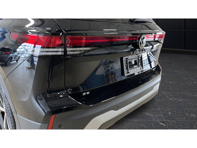 2026 Volkswagen Tiguan 2.0T SE