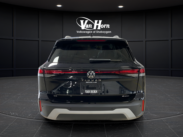 2026 Volkswagen Tiguan 2.0T SE