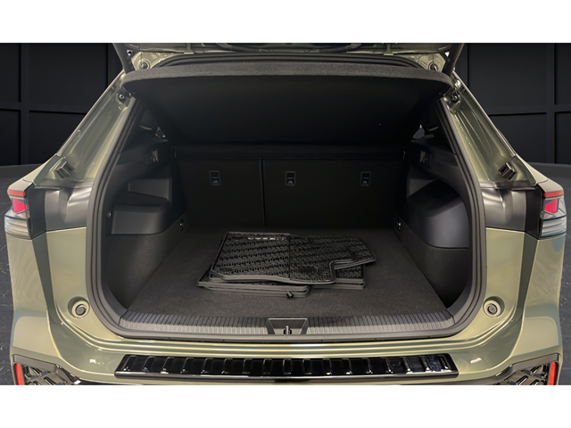 2026 Volkswagen Tiguan 2.0T SEL R-Line Turbo