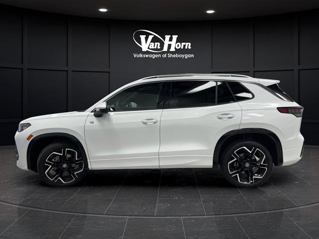 2026 Volkswagen Tiguan 2.0T SEL R-Line Turbo