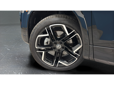 2026 Volkswagen Tiguan 2.0T SEL R-Line Turbo