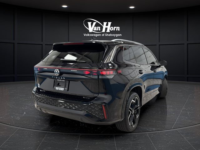 2026 Volkswagen Tiguan 2.0T SEL R-Line Turbo