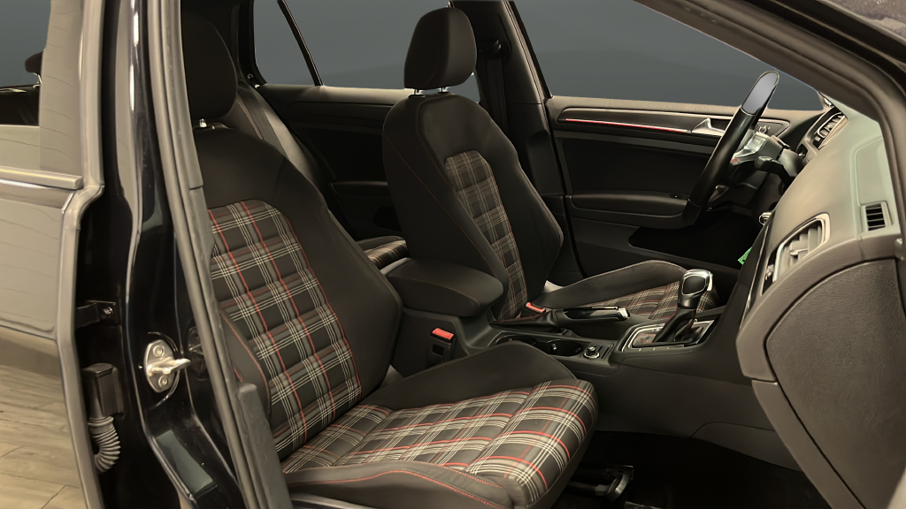 2020 Volkswagen Golf GTI 2.0T S