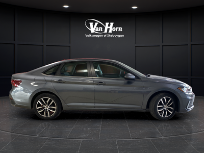 2025 Volkswagen Jetta 1.5T SE