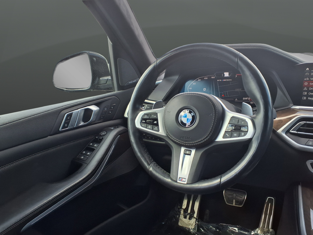2021 BMW X5 M50i