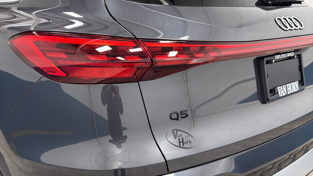 2025 Audi Q5 2.0T Premium Plus quattro