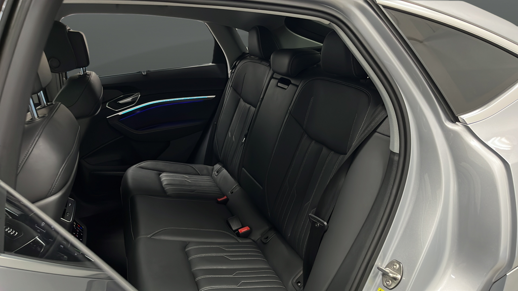 2022 Audi e-tron Sportback S line Prestige quattro