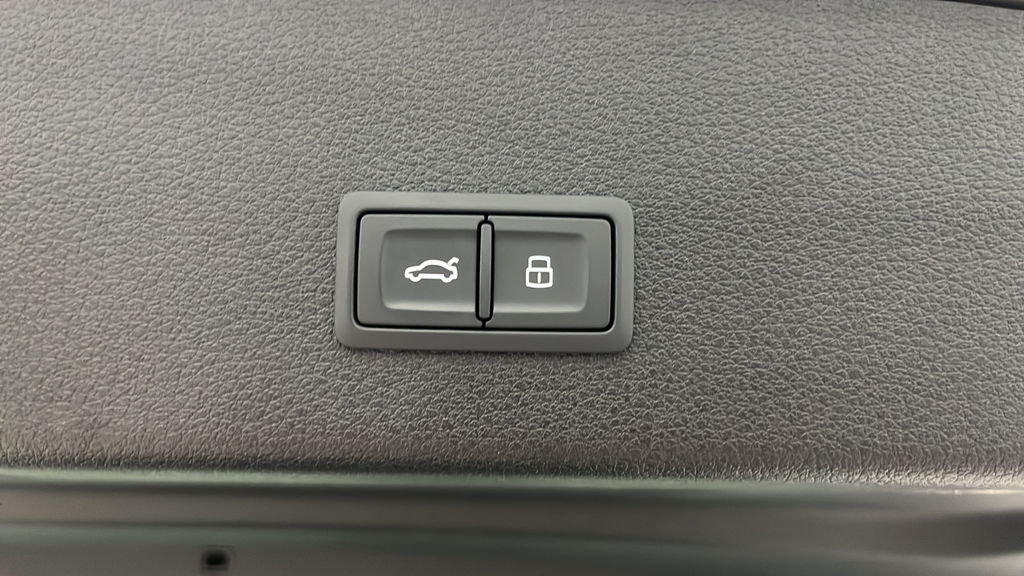 2022 Audi e-tron Sportback S line Prestige quattro