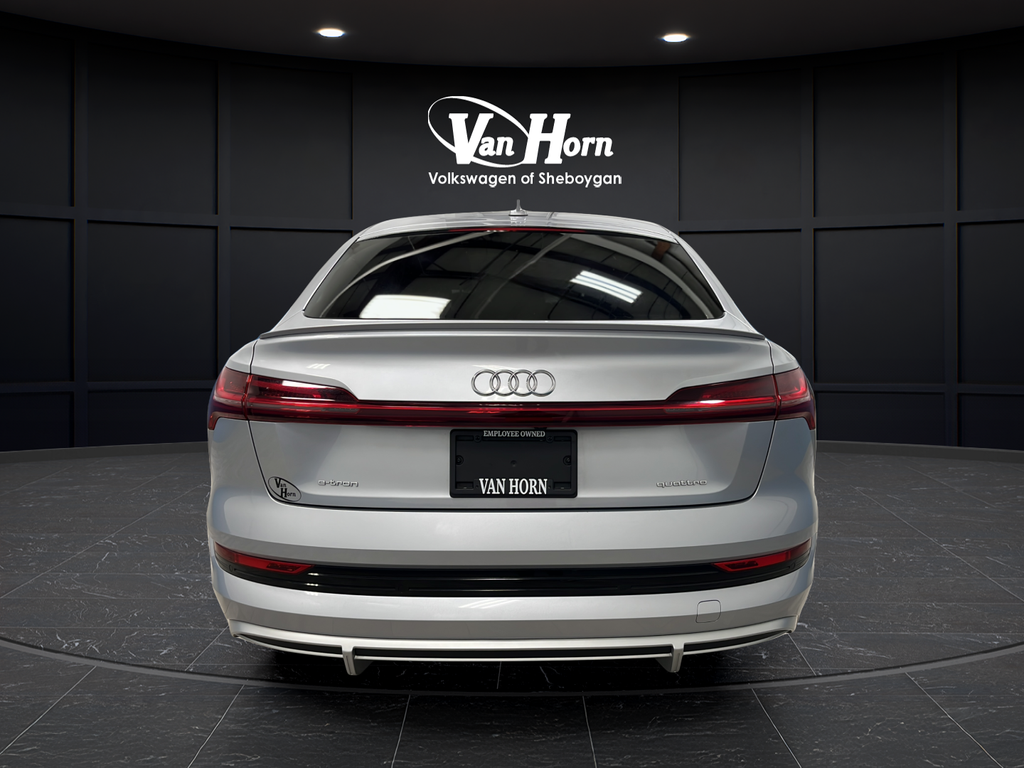 2022 Audi e-tron Sportback S line Prestige quattro