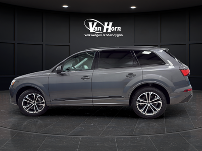 2025 Audi Q7 45 Premium quattro