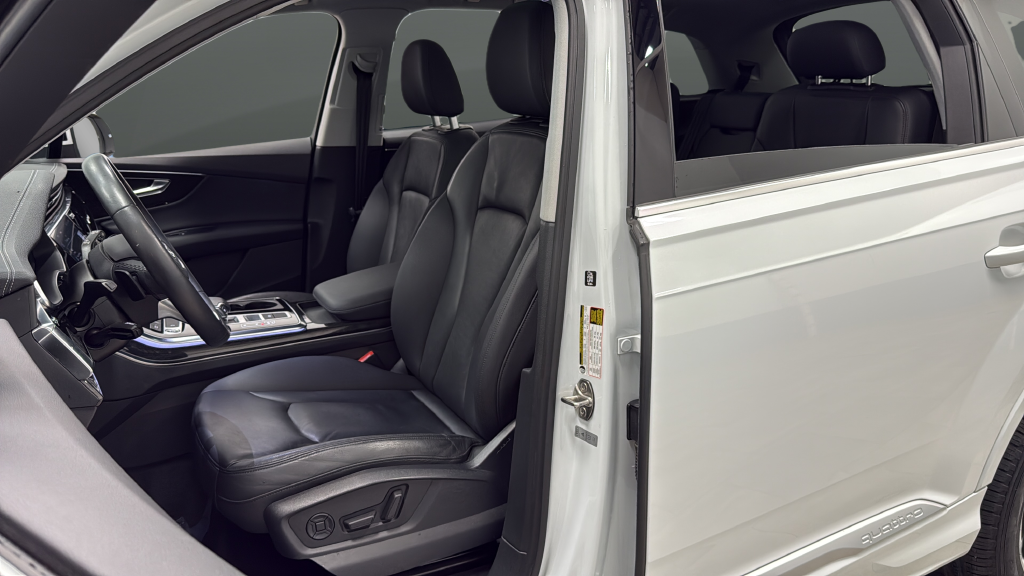 2023 Audi Q7 45 Premium quattro