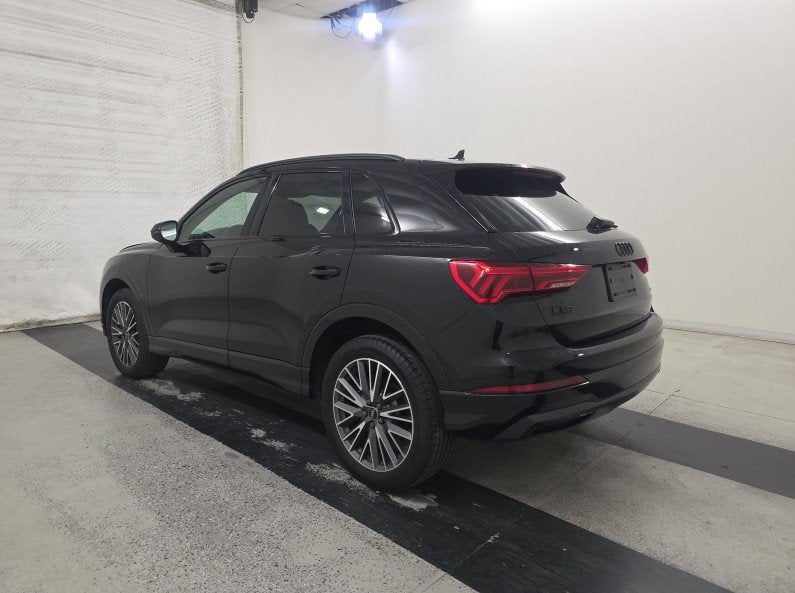 2023 Audi Q3 Premium quattro