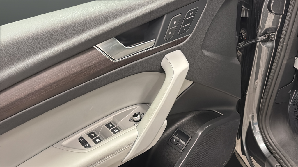 2022 Audi Q5 e 55 Premium S Line