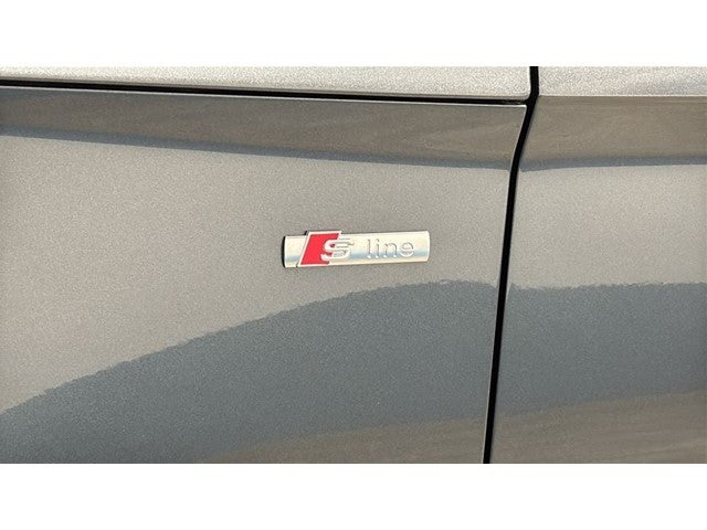 2022 Audi Q5 e 55 Premium S Line