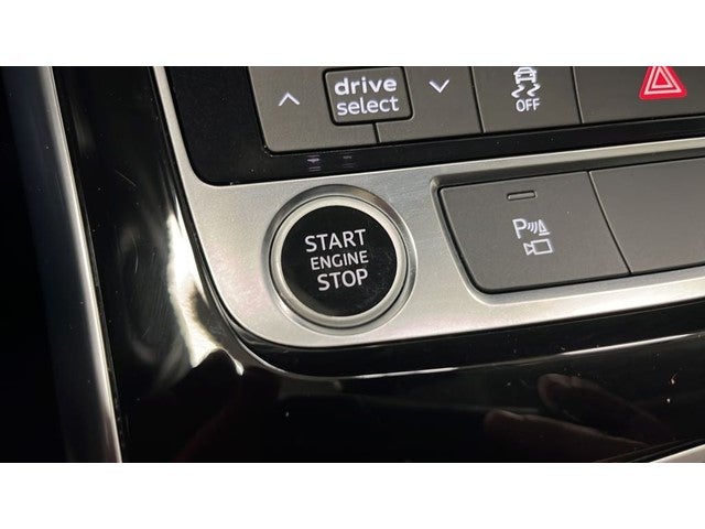 2023 Audi Q8 55 Premium Plus quattro