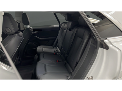 2023 Audi Q8 55 Premium Plus quattro