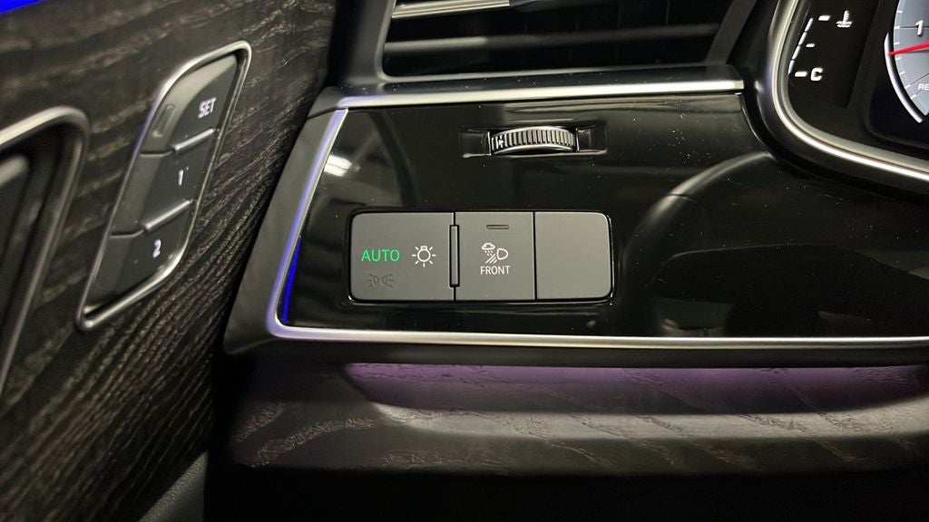 2023 Audi Q8 55 Premium Plus quattro