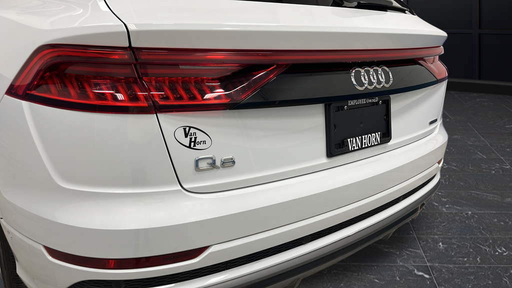 2023 Audi Q8 55 Premium Plus quattro